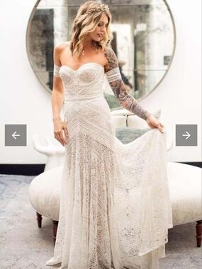 Liposa Off-Shoulder Boho Lace Wedding Dress in Ivory Size 4 Nwot